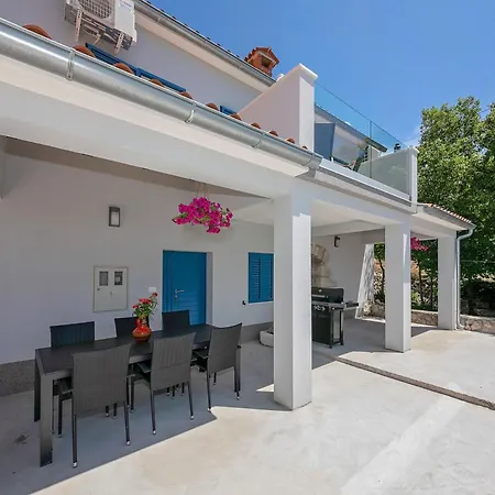 Casa Dorella In Peaceful Location With A Sea View