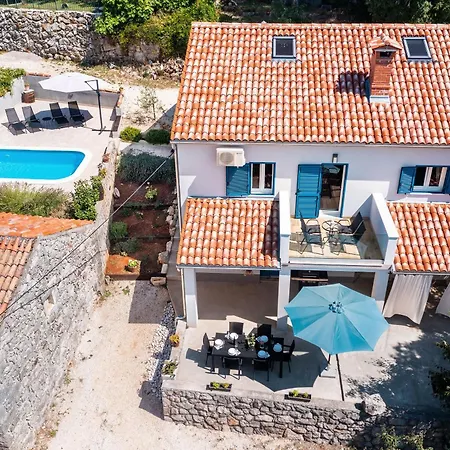 Casa Dorella In Peaceful Location With A Sea View Feriehus Viskovići