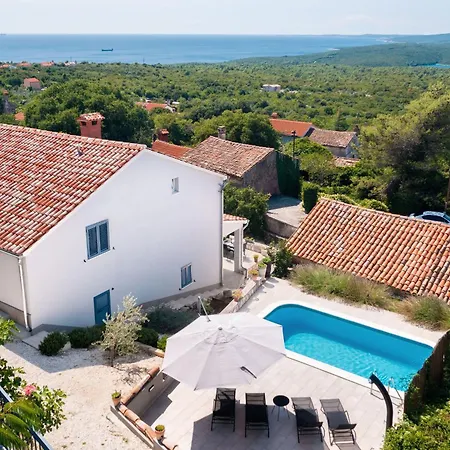Casa Dorella In Peaceful Location With A Sea View Feriehus