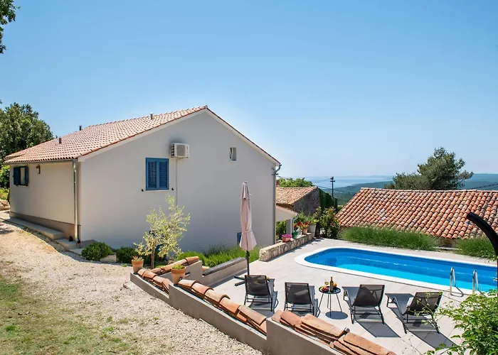 Casa Dorella In Peaceful Location With A Sea View Viskovici